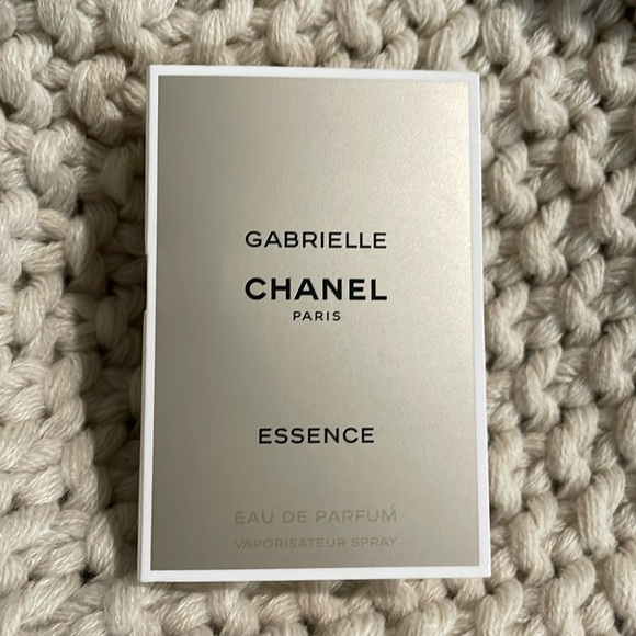 New Chanel Gabrielle essence - Picture 1 of 2